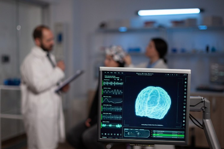 Neurologist for Stroke Patients in Delhi NCR – Dr. Rohit Gupta