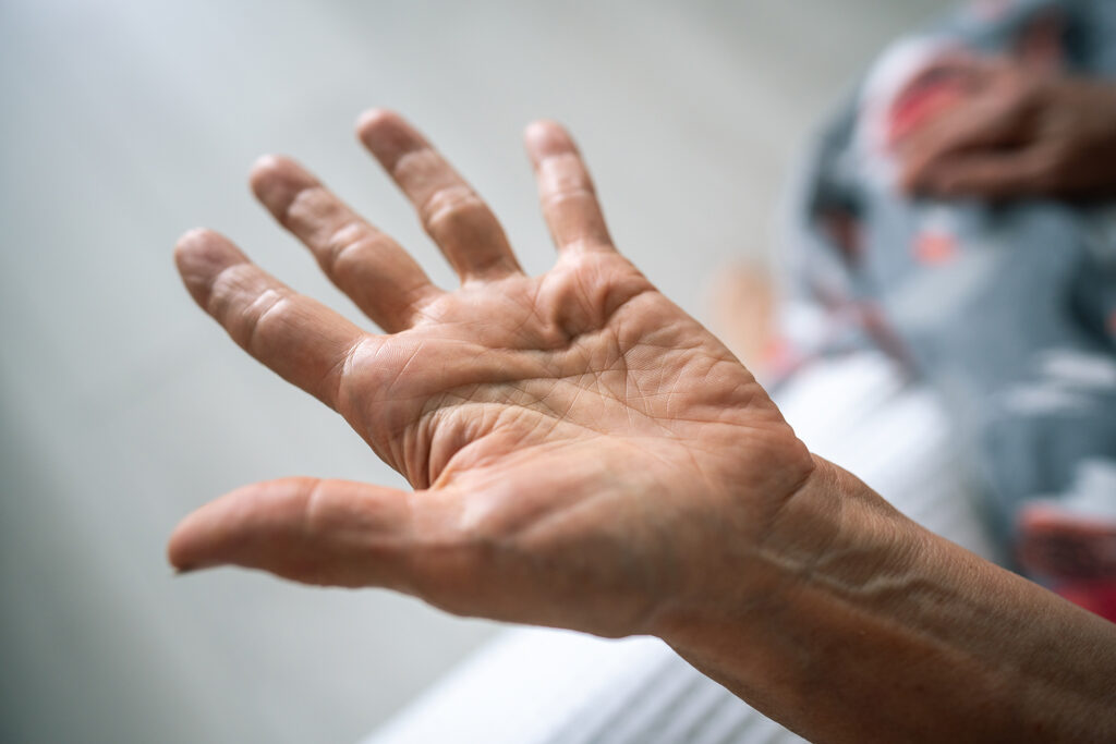 Tips from a Leading Neurologist in Delhi NCR on Parkinson’s